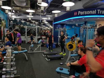 Fitness first: Central รัตนาธิเบศร์